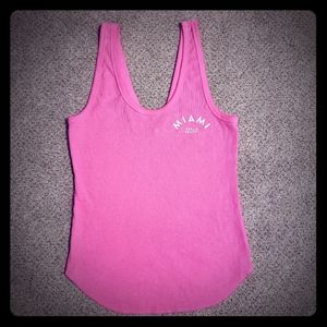 VS PINK "Feelin' beachy" tank